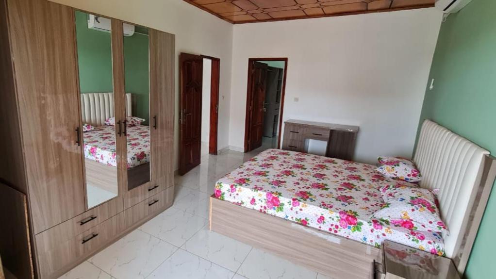 Residence Diakhaby Conakry Esterno foto